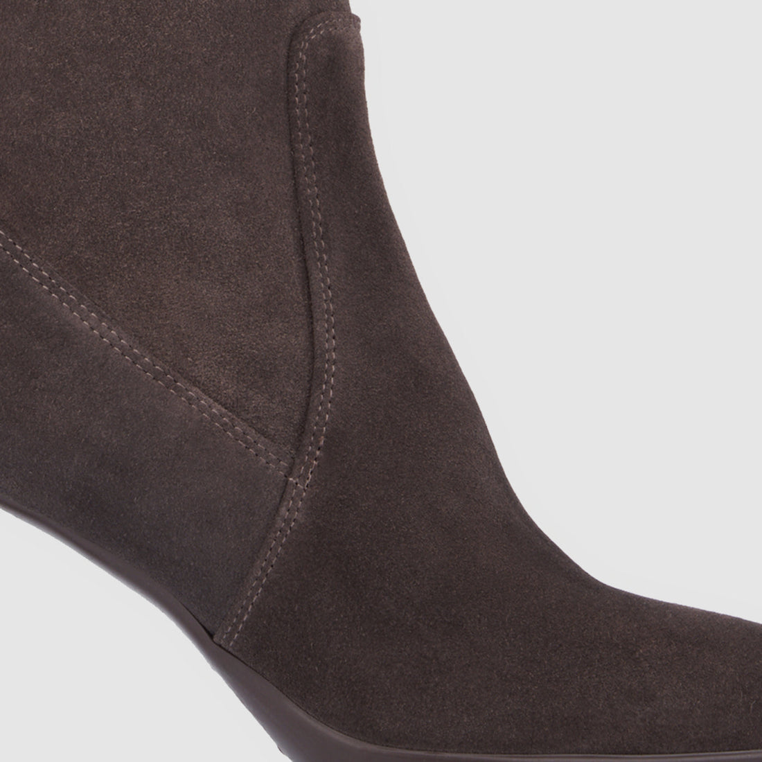 DARK BROWN