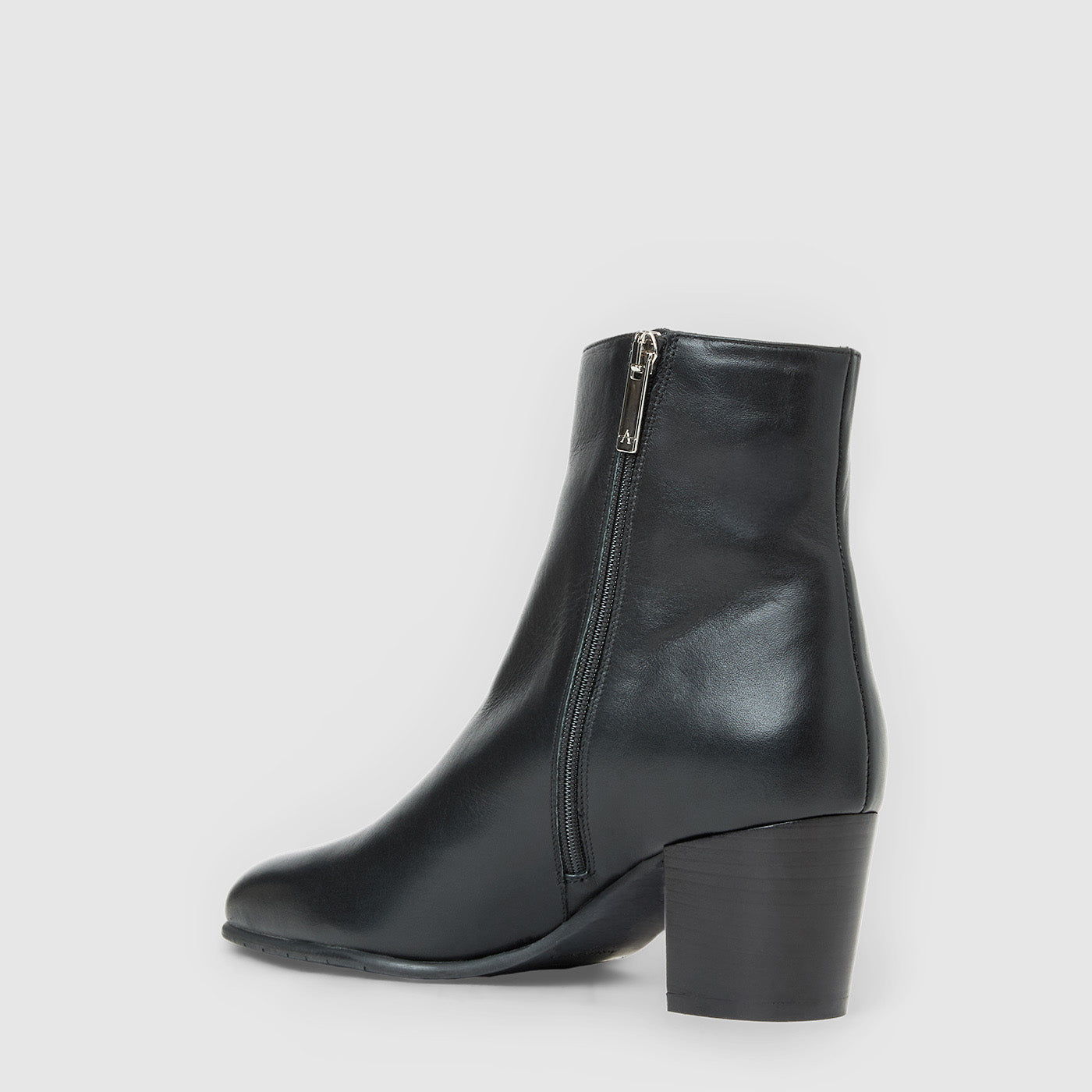 FILLY ANKLE BOOT