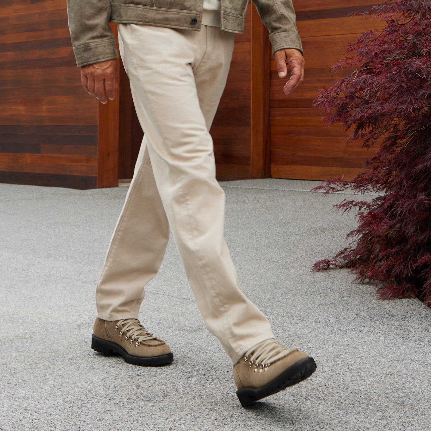 WARM TAUPE